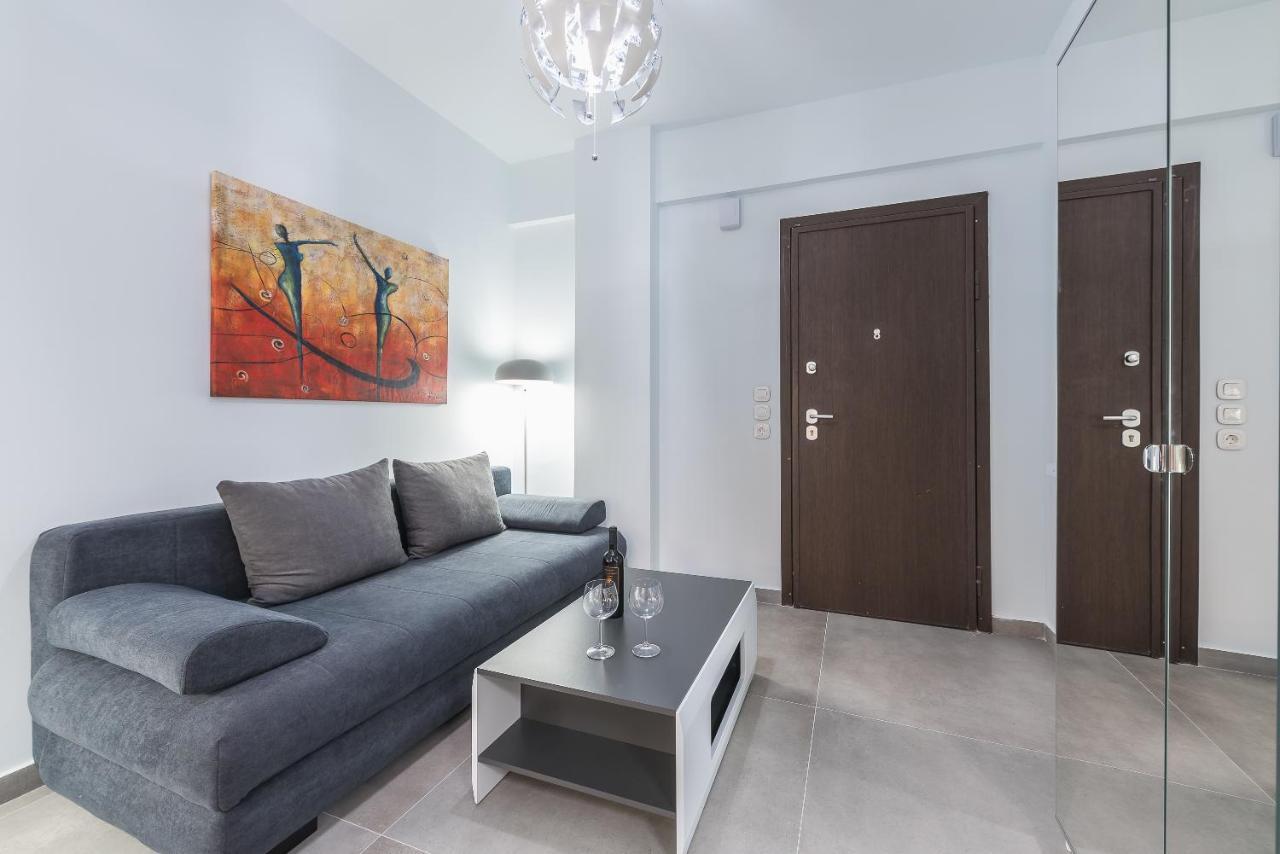 Iguana Gold Luxury Suites 1Min From Ermou Str เอเธนส์ ภายนอก รูปภาพ