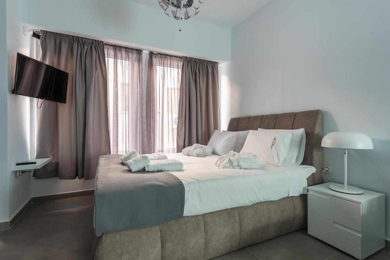 Iguana Gold Luxury Suites 1Min From Ermou Str เอเธนส์ ภายนอก รูปภาพ